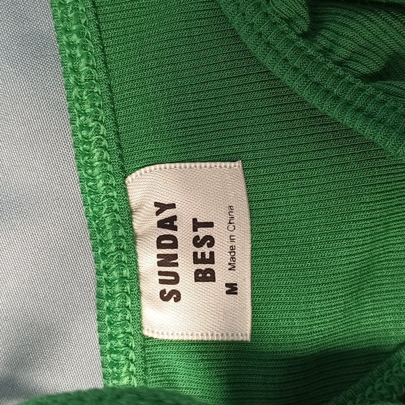 Aritizia Sunday Best Polly halter top medium - Picture 4 of 5